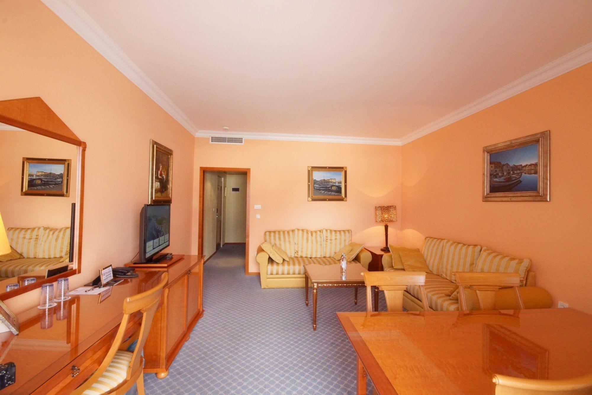 มารีนา ฟราปา รีสอร์ต โรกอซนิชา Hotel โรกอซนิซา ภายนอก รูปภาพ